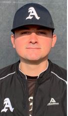 BLT-Coach-Julius-xs-headshot BLT-Coach-Julius-xs-headshot